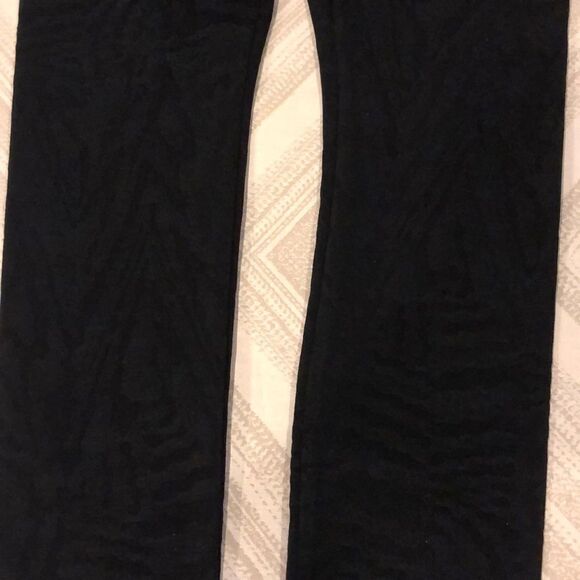 Koral Black Textured Crop Leggings Elastic Waist - Picture 6 of 7